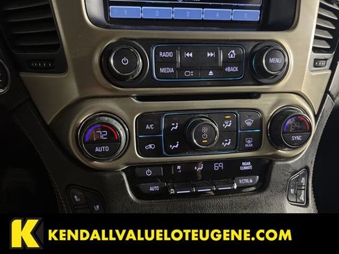 Used 2020 GMC Yukon XL Denali w/ Denali Ultimate Package AWD/4WD image 16