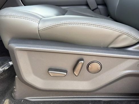 New 2027 Ford Expedition Max Active RWD image 23