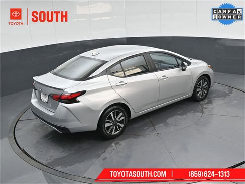 Used 2025 Nissan Versa SV image 38