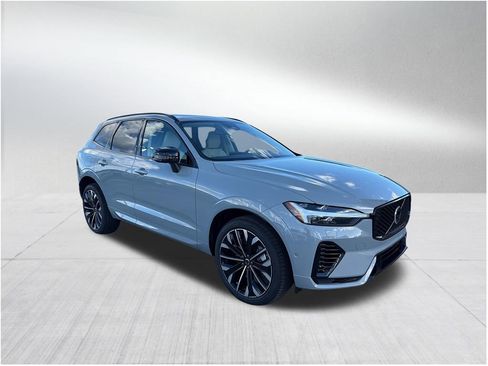 New 2026 Volvo XC60 T8 Ultra w/ Protection Package Premier AWD/4WD image 3