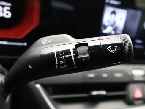 Used 2025 Kia K4 FWD image 24