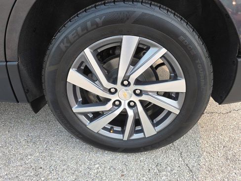 Used 2022 Chevrolet Equinox LT AWD/4WD image 13