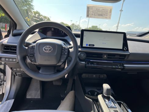 New 2026 Toyota Prius XLE FWD image 11