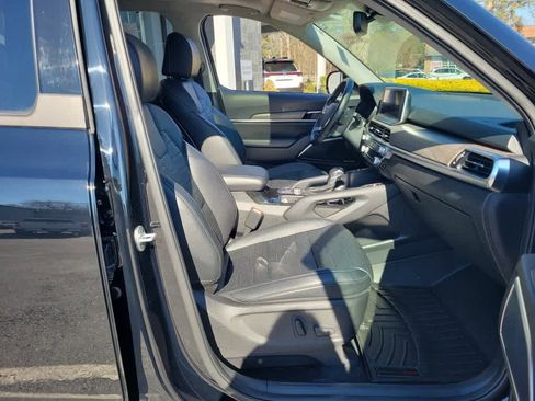 Used 2022 Kia Telluride SX w/ SX Prestige Package image 31