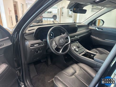 Used 2023 Hyundai Palisade Limited image 2