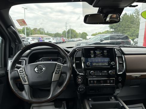 Used 2021 Nissan Titan Platinum Reserve w/ Moonroof Package AWD/4WD image 4