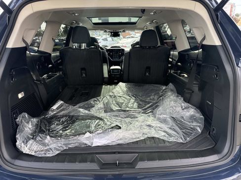 Certified 2025 Subaru Ascent Bronze Edition w/ Popular Package #2 image 7