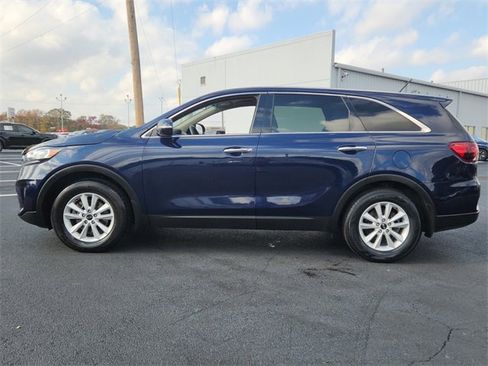 Used 2020 Kia Sorento LX image 6