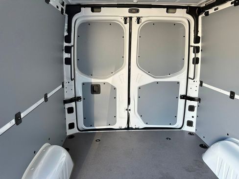 New 2026 Mercedes-Benz Sprinter 2500 image 21