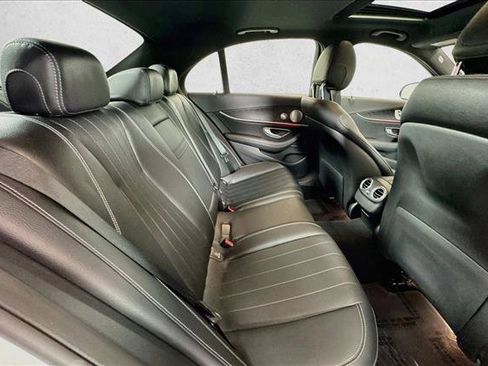 Used 2022 Mercedes-Benz E 350 Sedan image 26