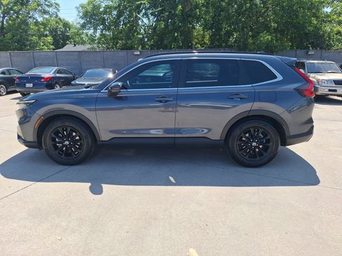 Used 2025 Honda CR-V Sport image 3