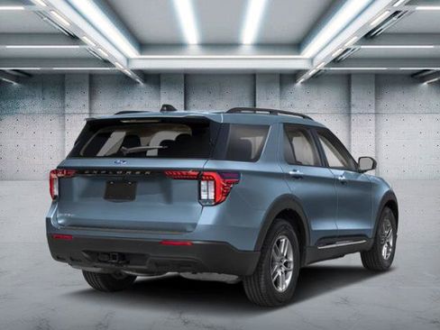New 2026 Ford Explorer Active w/ Active Comfort Package AWD/4WD image 3