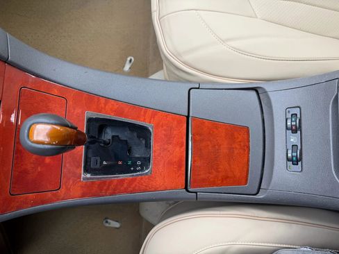 Used 2010 Lexus ES 350 image 19