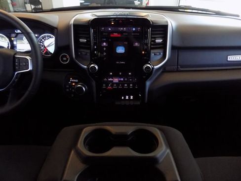 Certified 2025 RAM 1500 Big Horn AWD/4WD image 23