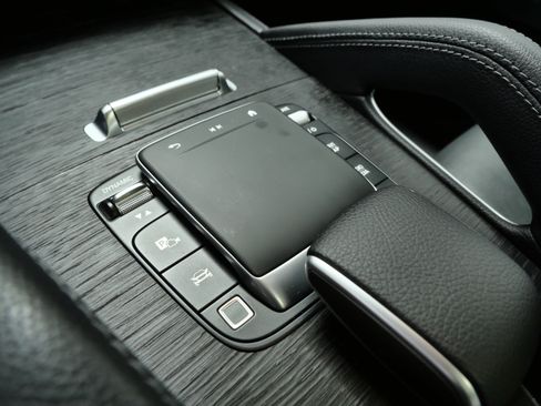 Certified 2026 Mercedes-Benz GLE 350 4MATIC image 31