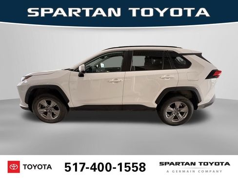 Used 2023 Toyota RAV4 XLE image 3