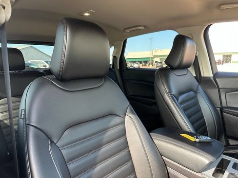 Used 2021 Ford Edge SEL w/ Convenience Package AWD/4WD image 31