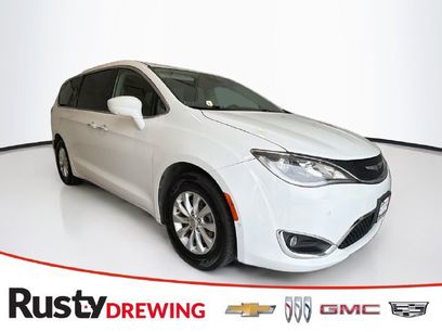 Used 2019 Chrysler Pacifica Touring Plus w/ Advanced Safetytec Group