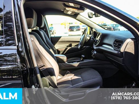 Used 2025 Dodge Durango GT RWD image 22