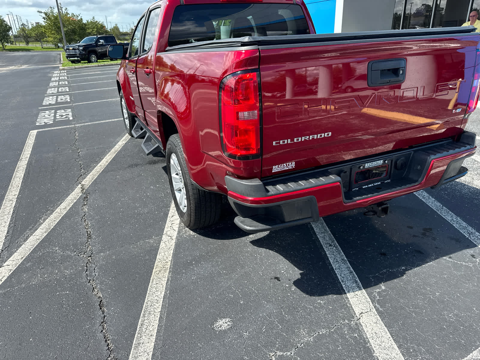 Used 2021 Chevrolet Colorado LT RWD image 6