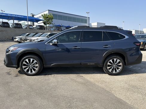 Certified 2025 Subaru Outback Touring XT AWD/4WD image 6