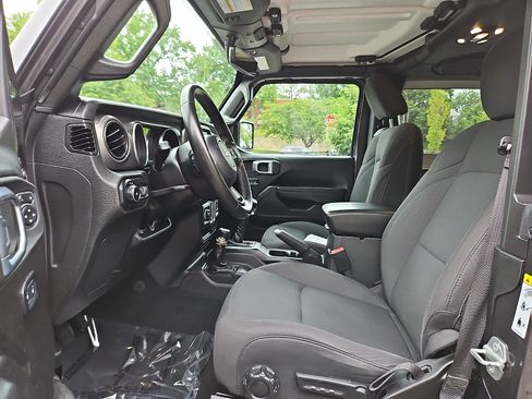 Used 2022 Jeep Wrangler Sport AWD/4WD image 13