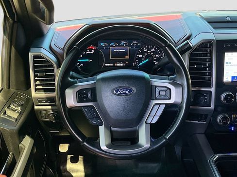 Used 2019 Ford F350 Platinum w/ Platinum Ultimate Package AWD/4WD image 11
