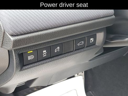 Used 2026 Toyota Camry SE w/ Convenience Package FWD image 9