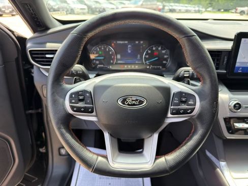 Used 2023 Ford Explorer Timberline w/ Timberline Technology Package AWD/4WD image 39