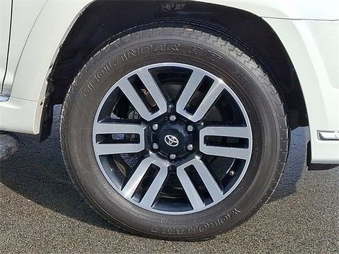 Used 2021 Toyota 4Runner Limited image 8