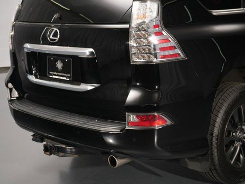 Used 2020 Lexus GX 460 Premium w/ Premium Package AWD/4WD image 10
