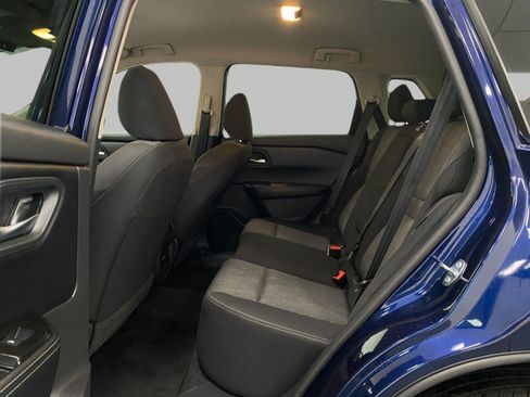 Certified 2025 Nissan Rogue SV AWD/4WD image 27