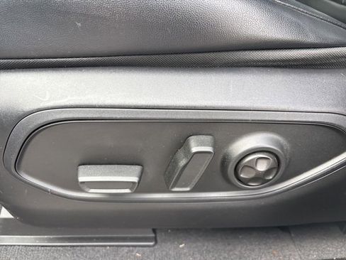 Used 2021 Jeep Grand Cherokee L Limited image 21