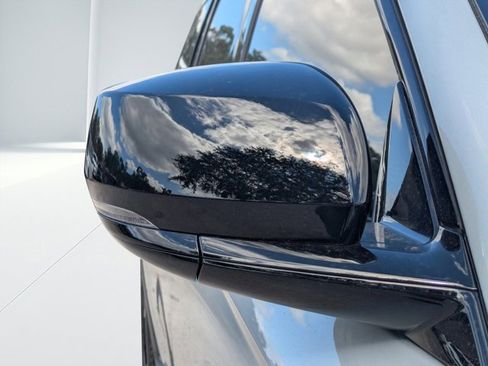 New 2025 Jeep Grand Cherokee L Limited w/ Black Appearance Package image 10