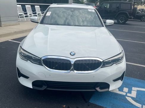 Used 2019 BMW 330i Sedan RWD image 4