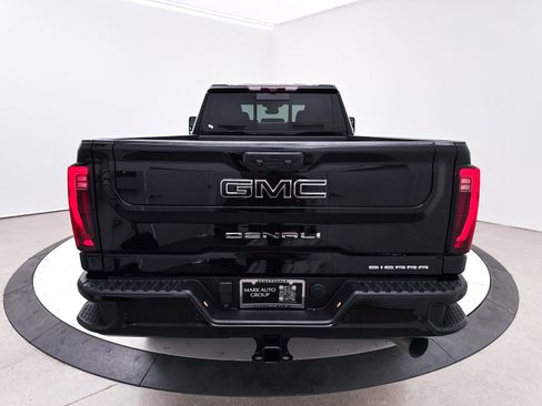 Used 2024 GMC Sierra 2500 Denali w/ Denali Reserve Package image 19