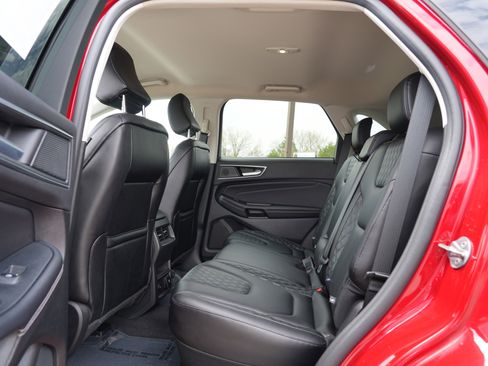 Used 2024 Ford Edge Titanium AWD/4WD image 21