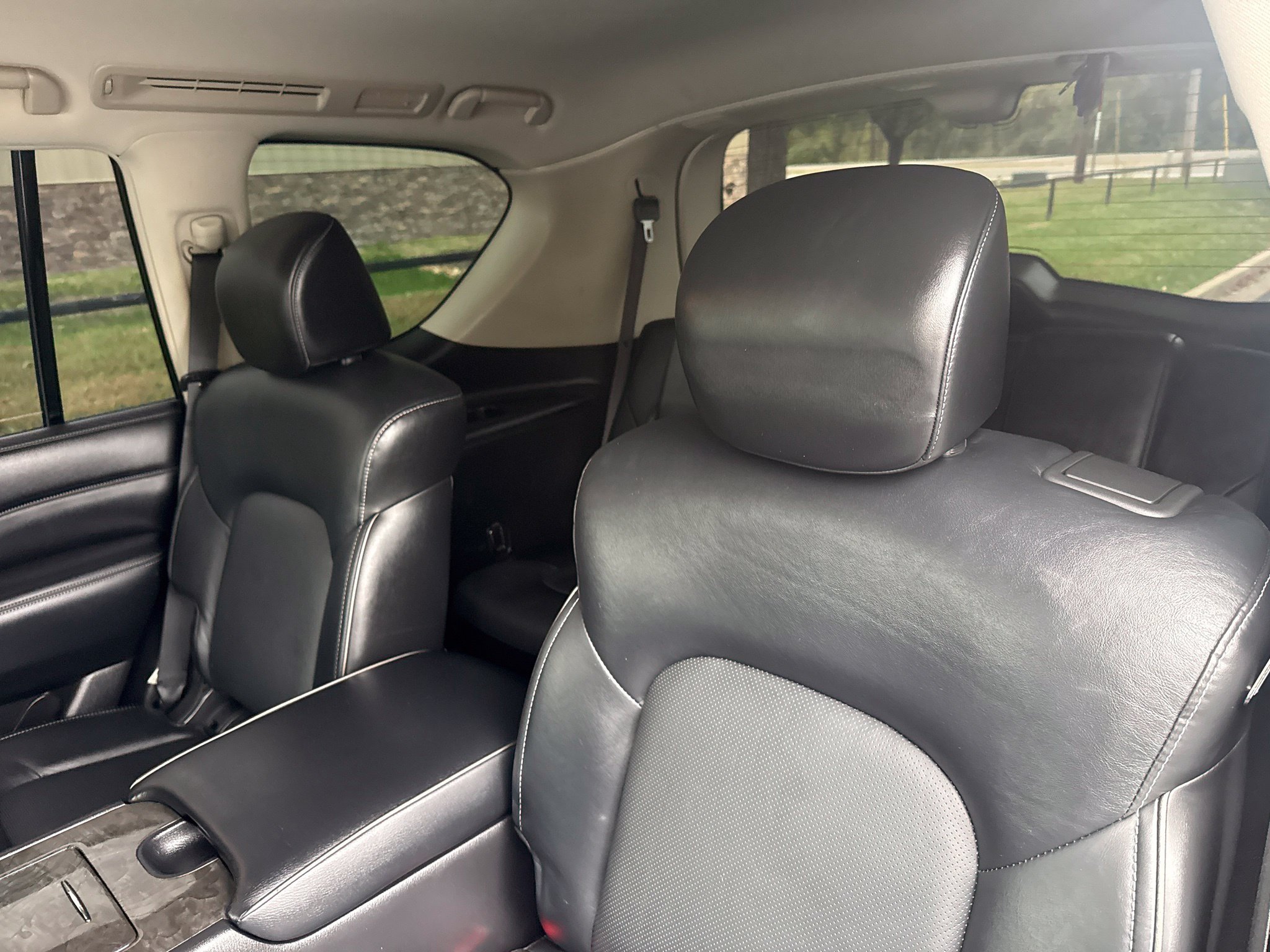 Used 2021 INFINITI QX80 Luxe AWD/4WD image 14