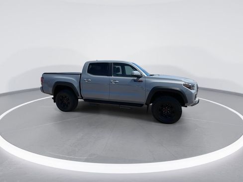 Used 2017 Toyota Tacoma TRD Pro image 17