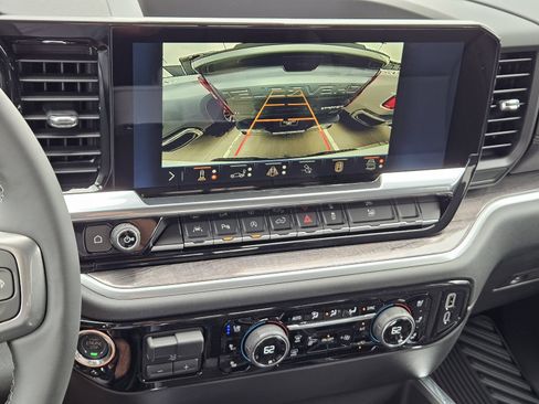 New 2026 Chevrolet Silverado 1500 LTZ w/ LTZ Convenience Package II AWD/4WD image 20