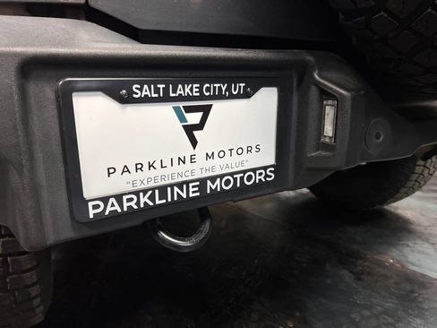 Used 2022 Ford Bronco Wildtrak image 26