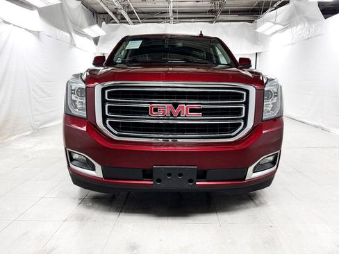 Used 2019 GMC Yukon XL SLT w/ Open Road Package AWD/4WD image 2