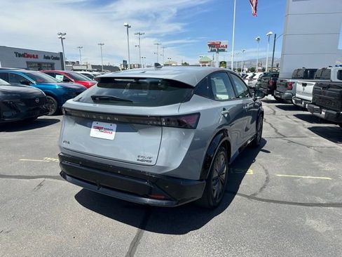 Used 2024 Nissan Ariya AWD image 11