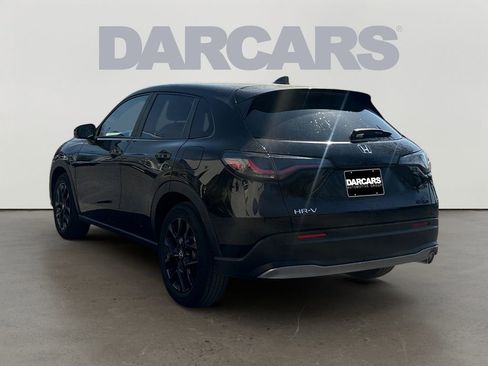 Certified 2025 Honda HR-V Sport image 5