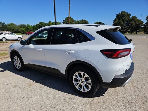 Used 2024 Ford Escape Active FWD image 7
