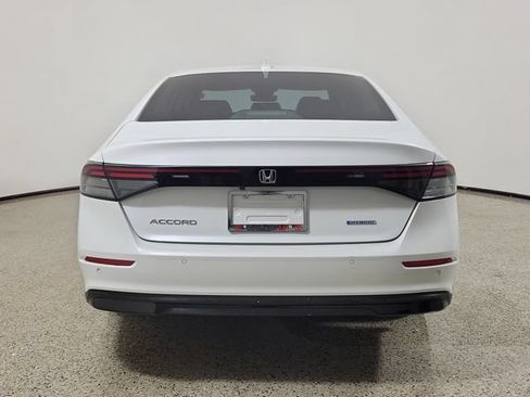 Used 2024 Honda Accord EX-L image 6