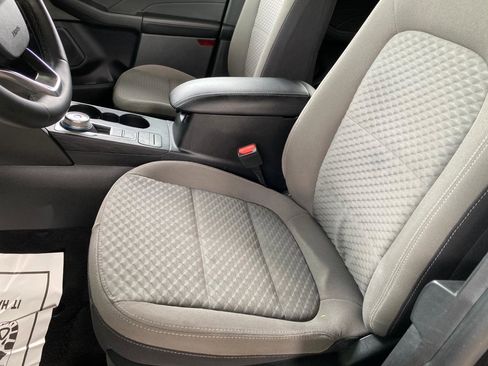 Used 2022 Ford Escape SE w/ Convenience Package FWD image 28