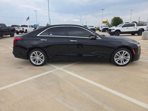 Used 2023 Cadillac CT4 Luxury RWD image 2