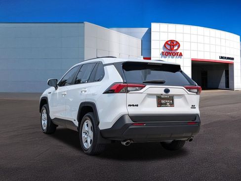 Used 2021 Toyota RAV4 XLE w/ Convenience Package AWD/4WD image 13