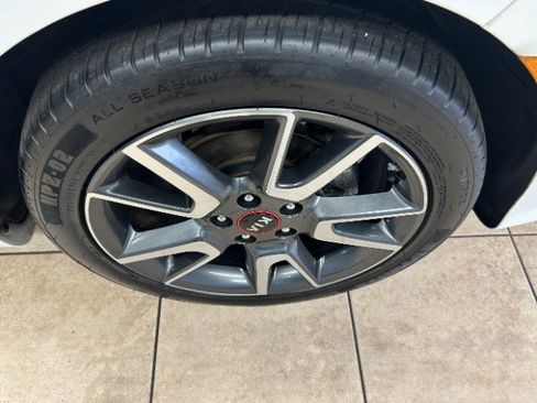 Used 2020 Kia Soul GT-Line w/ GT 2.0L Power Sunroof Package image 26